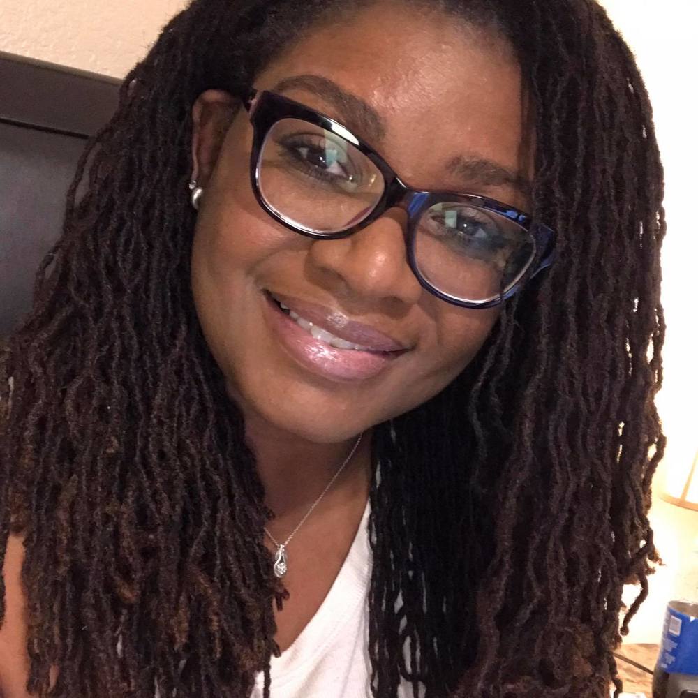 Meet your Posher, Malika